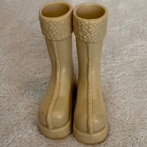 Bratz Wintertime Wonderland Dana  Doll Beige Shoes Boots Replacement No Doll